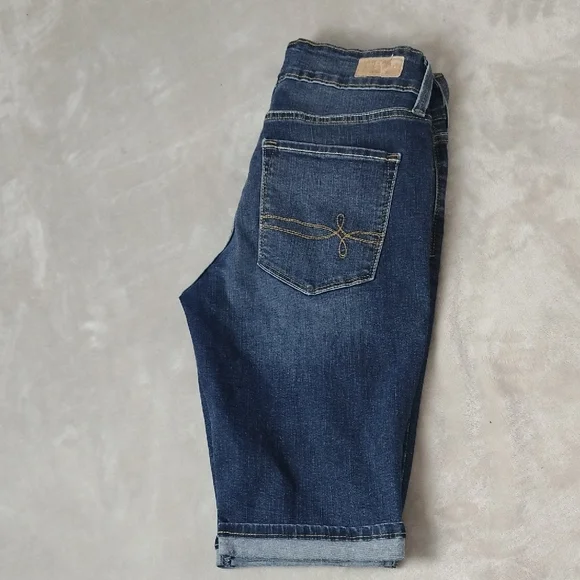 Denizen from Levi's Blue Jean Shorts - Picture 7 of 10